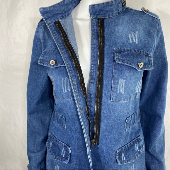 Women’s Lightly Distressed Denim Jacket - Picture 2 of 7